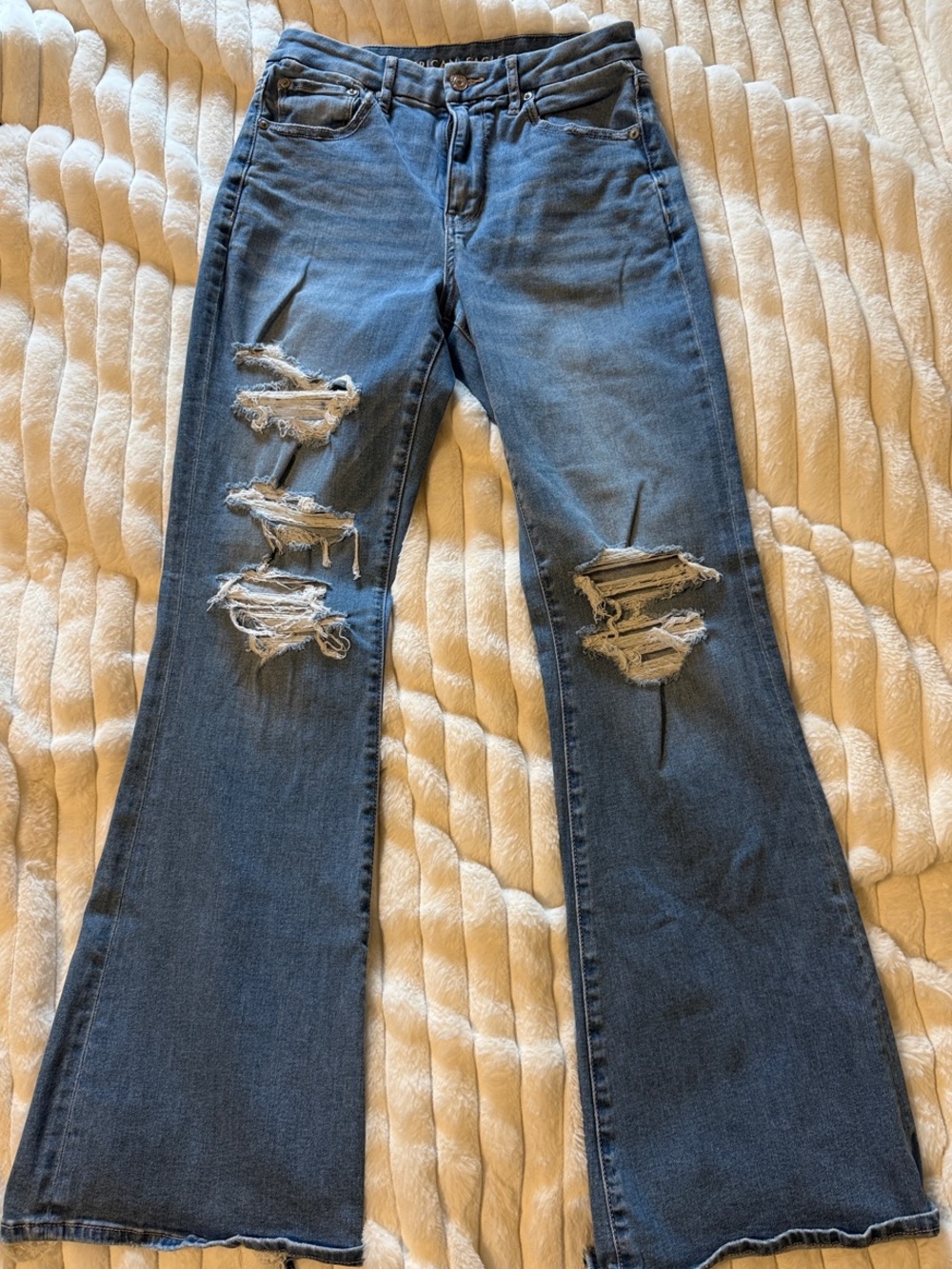 American Eagle Size 6R Next Level Stretch Distressed Flared Women’s Jeans - Blue